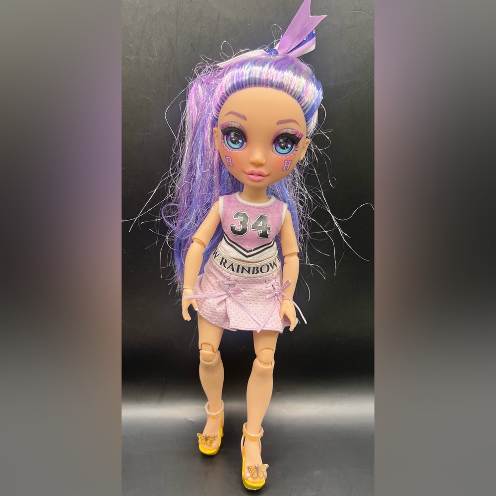 Rainbow High- Fashionable Doll with Purple Cheer Outfit